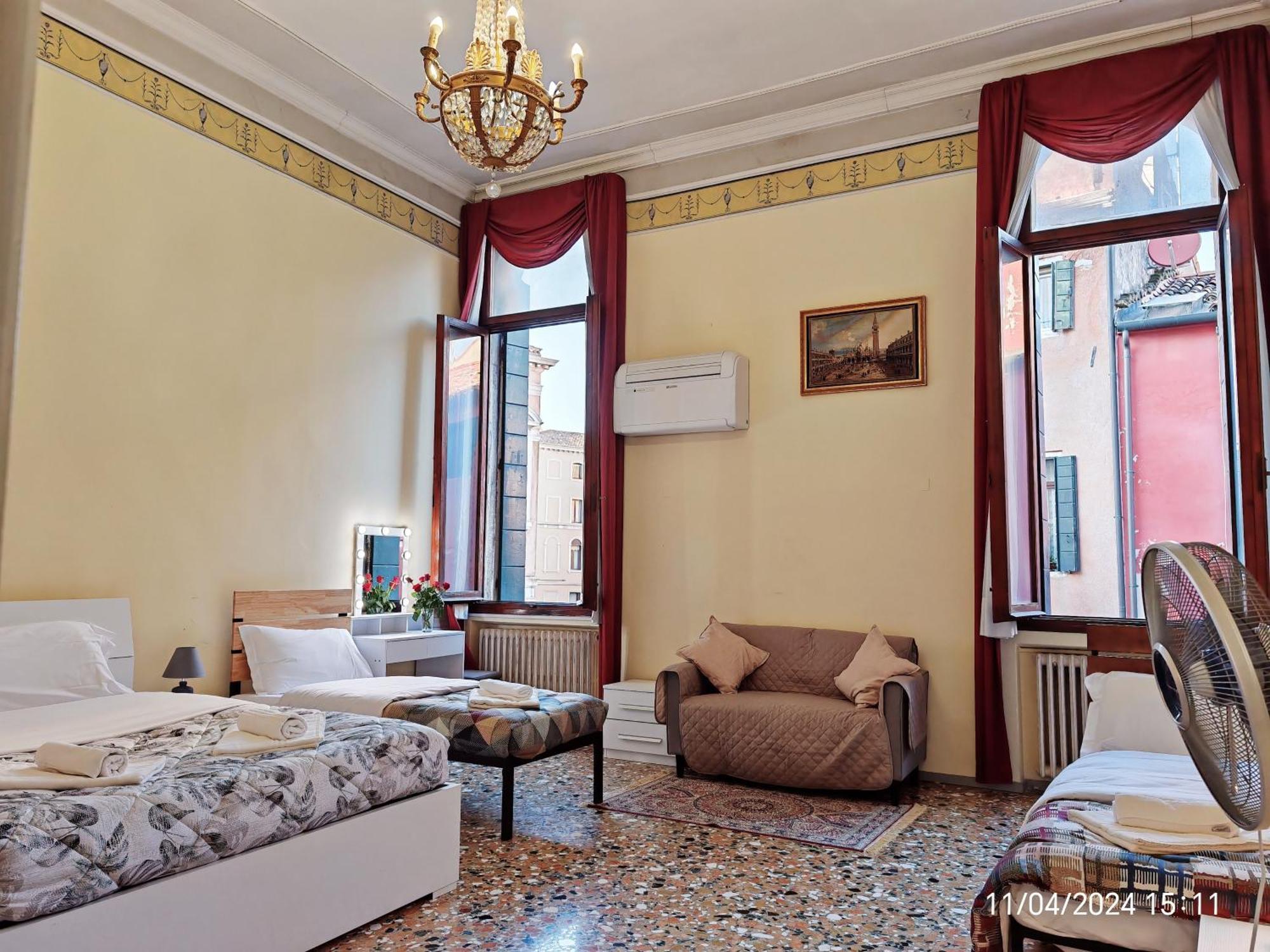 Venice Tourist House ภายนอก รูปภาพ