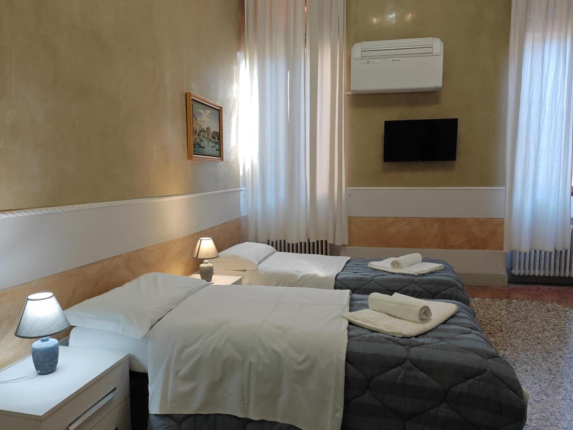 Venice Tourist House ภายนอก รูปภาพ
