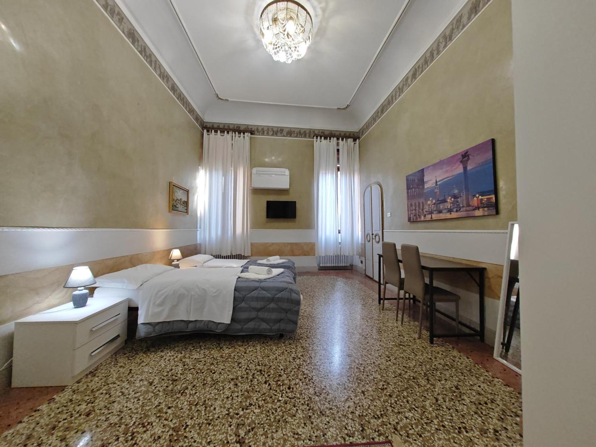 Venice Tourist House ภายนอก รูปภาพ